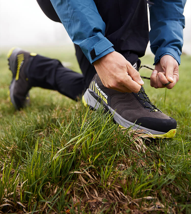 Scarpe da montagna per uomo e donna