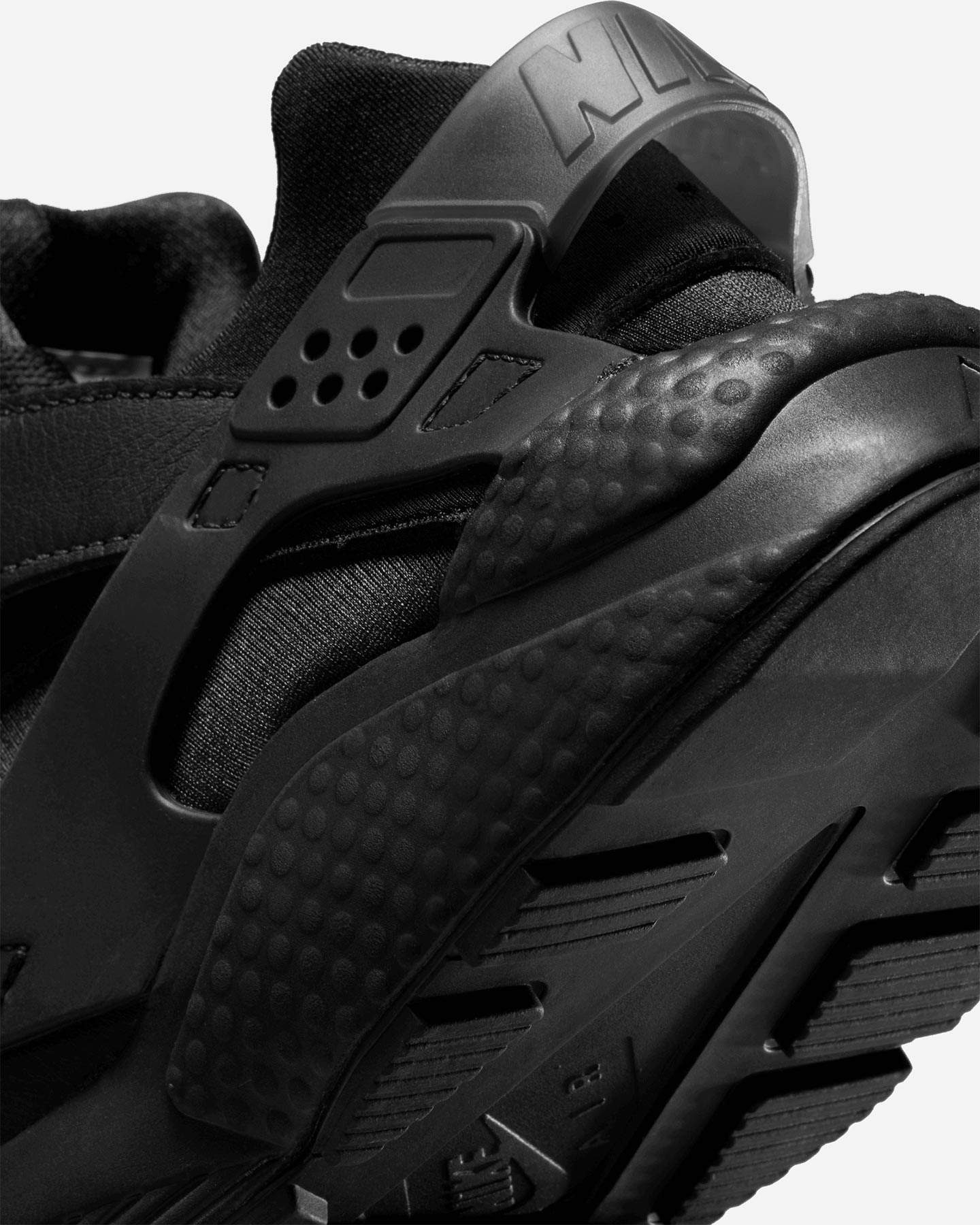 Scarpe sneakers NIKE AIR HUARACHE M - 11 | Cisalfa Sport