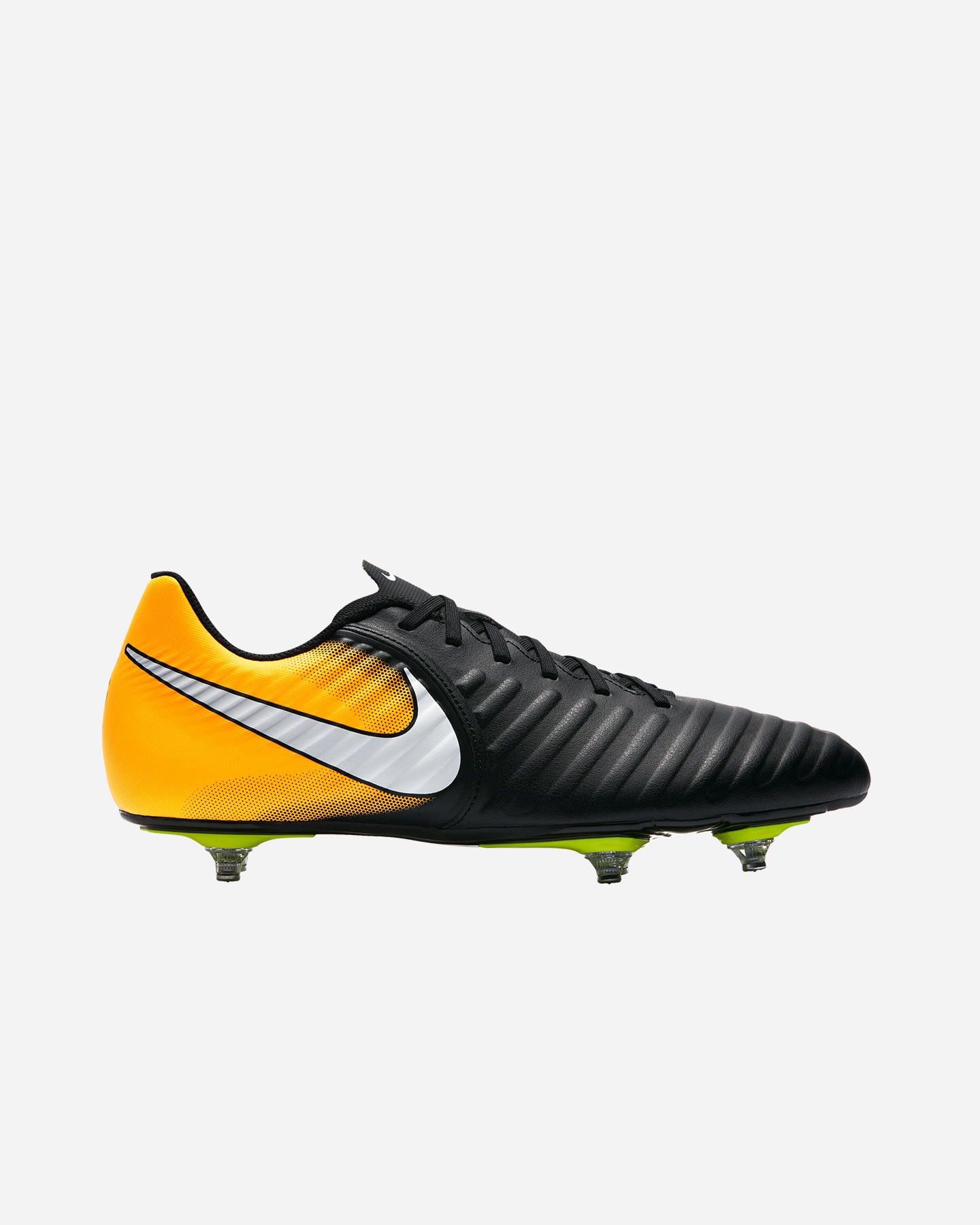 scarpe con tacco alto e borchie