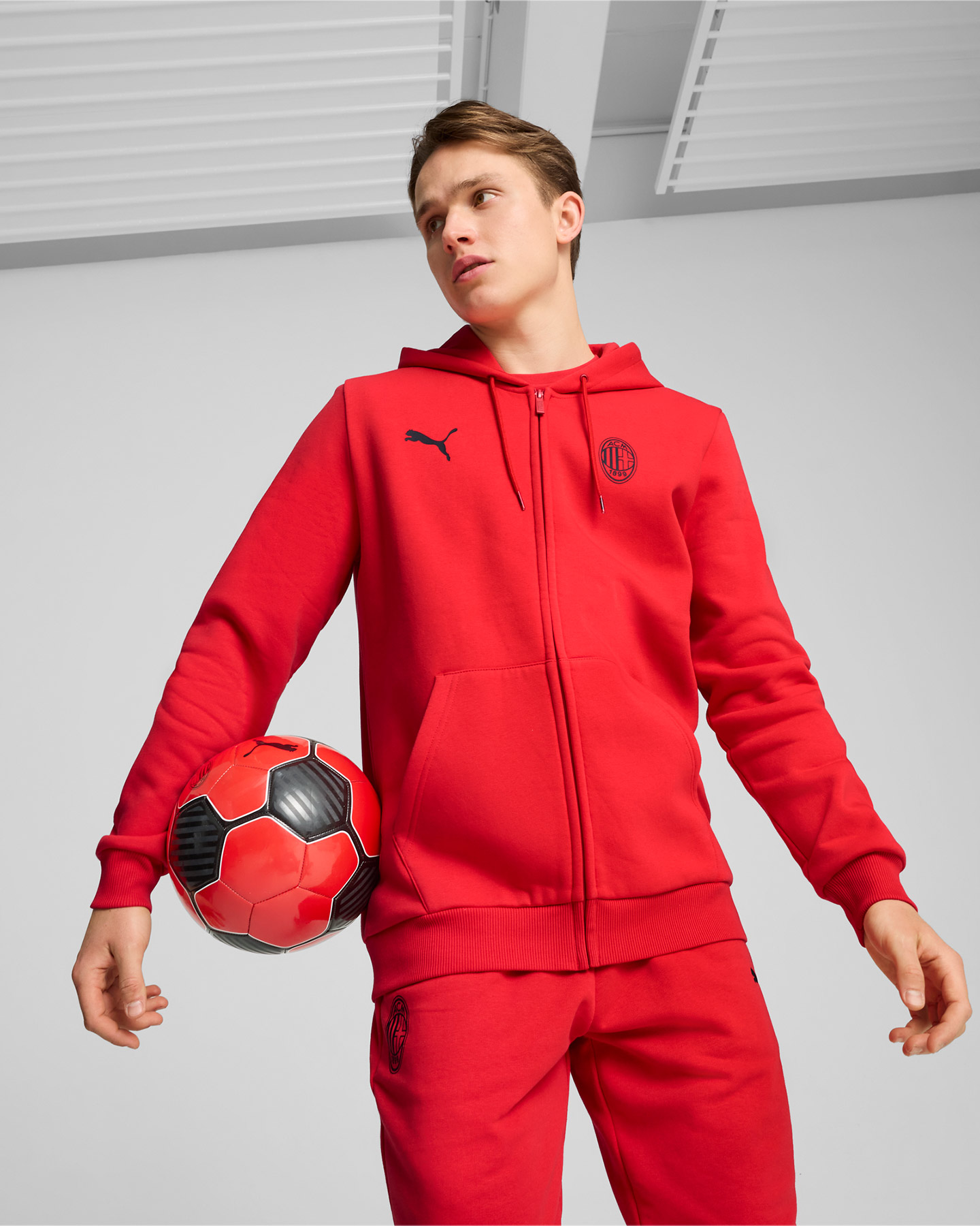 Abbigliamento calcio ufficiale PUMA MILAN ESSENTIALS M - 2 | Cisalfa Sport