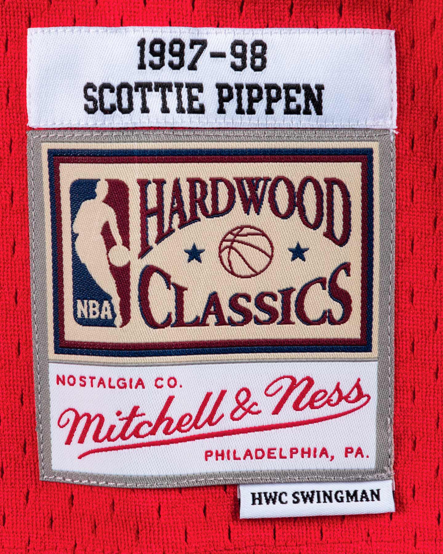 Canotta basket MITCHELL&NESS NBA CHICAGO BULLS SCOTTIE PIPPEN '97 M - 2 | Cisalfa Sport