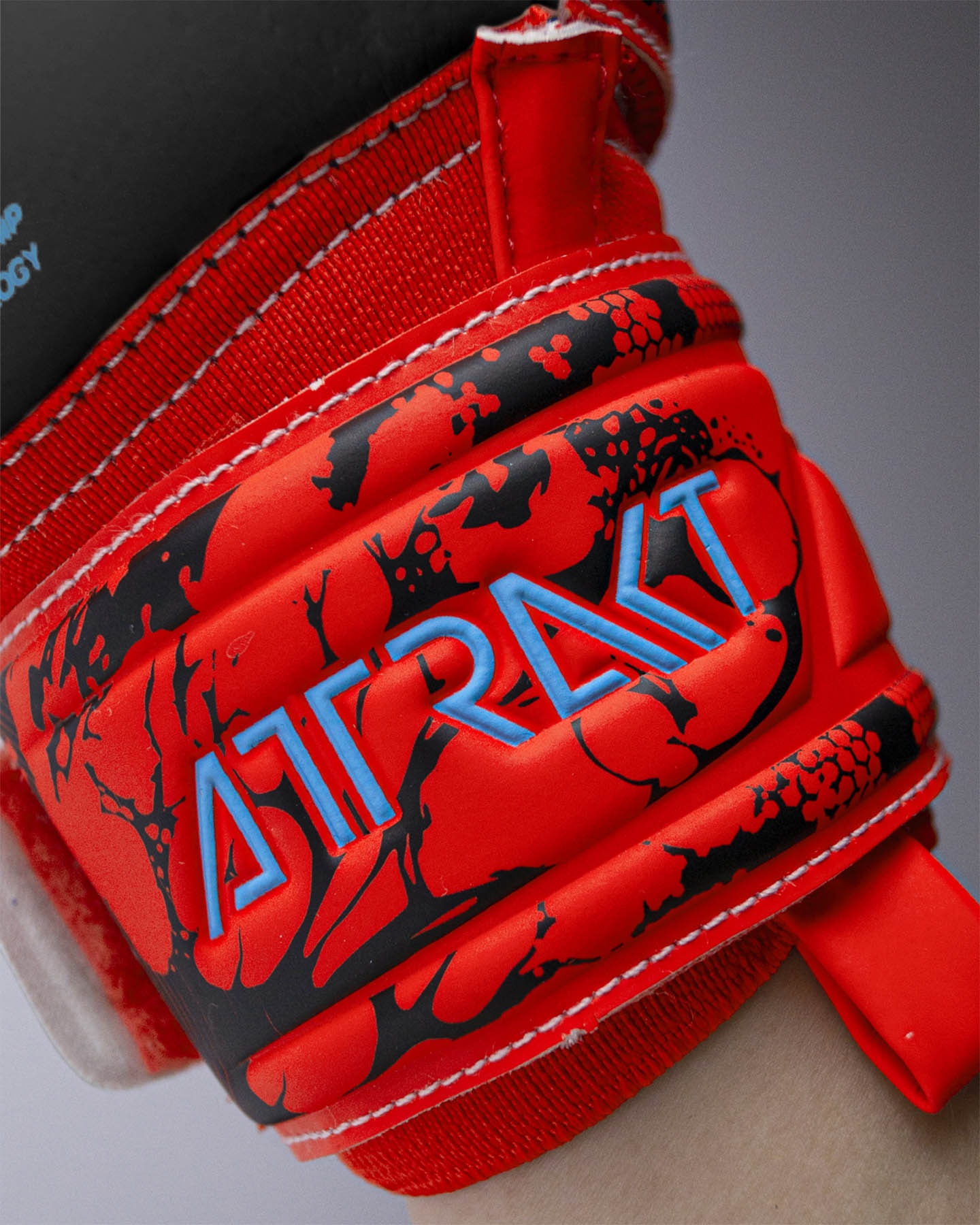 Guanti portiere REUSCH ATTRAKT GRIP PLUS M - 5 | Cisalfa Sport