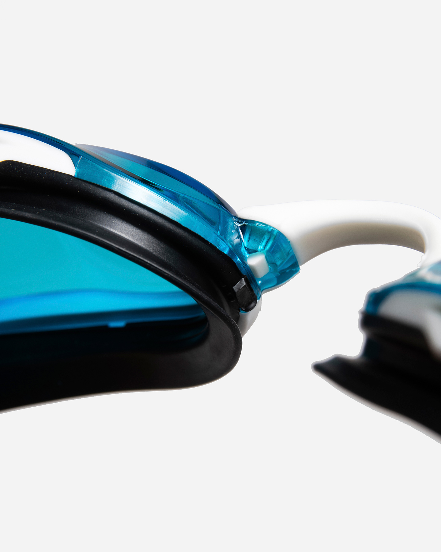 Occhialini piscina ARENA COBRA ULTRA SWIPE - Blu - 5 | Cisalfa Sport