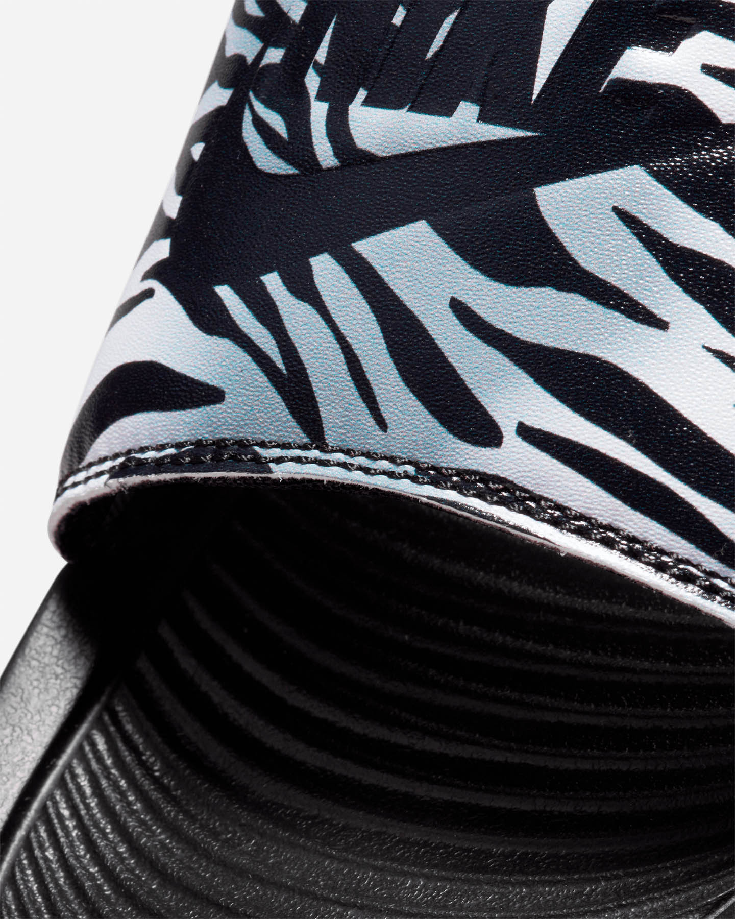 Ciabatte NIKE VICTORI ONE PRINTED W - Nero - 4 | Cisalfa Sport