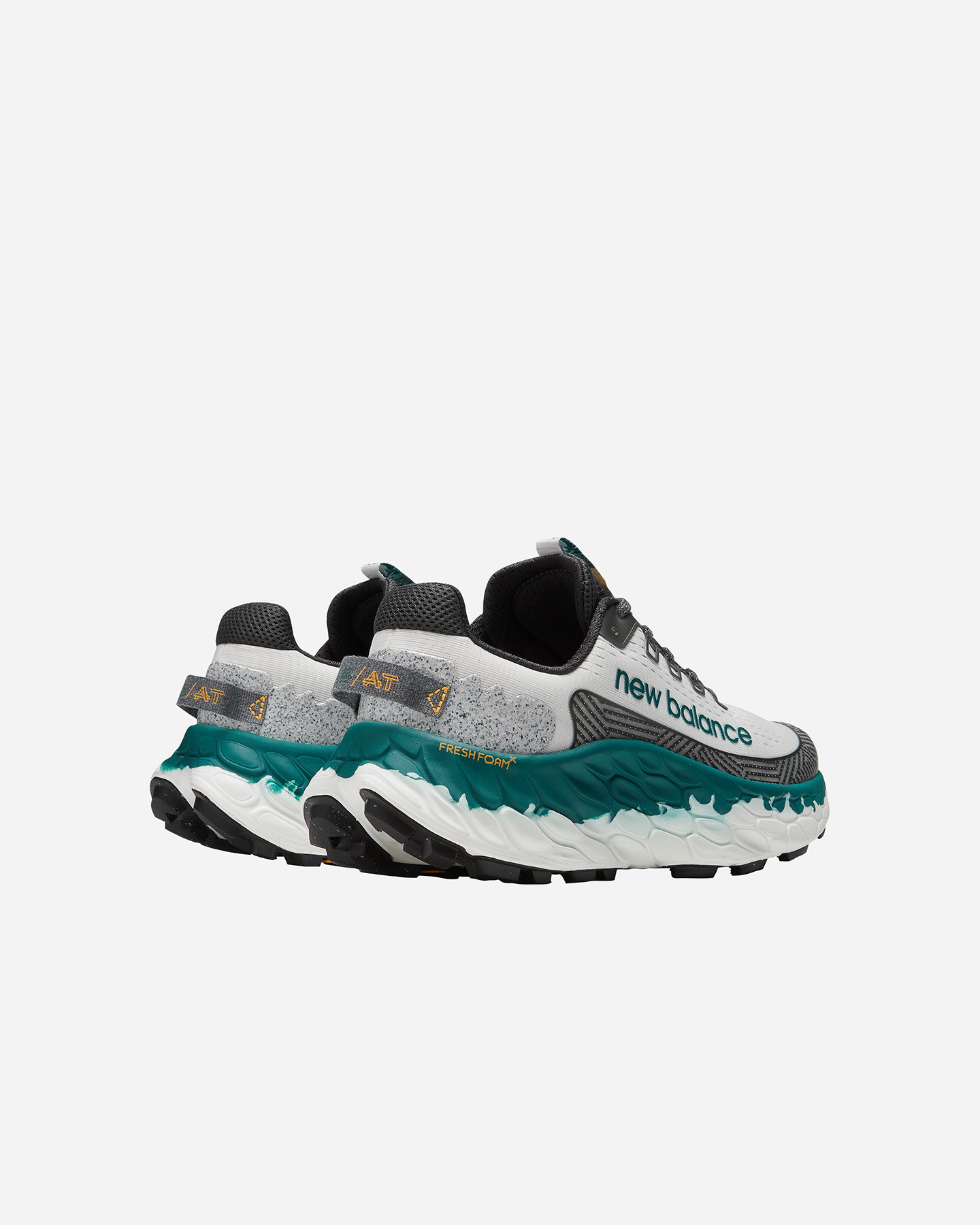 Scarpe trail NEW BALANCE FRESH FOAM MORE V3 M - Bianco - 2 | Cisalfa Sport