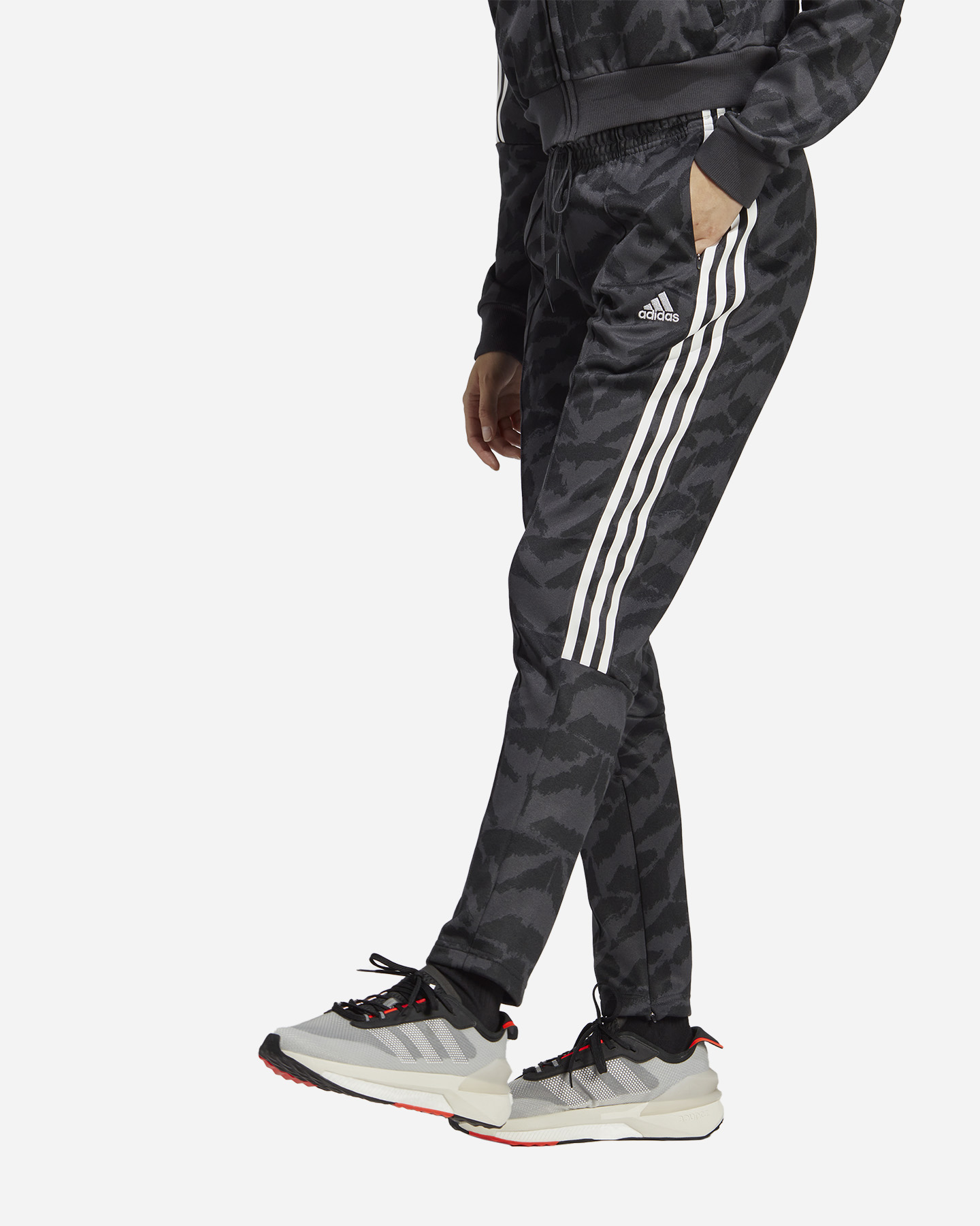 Pantalone ADIDAS TIROW - 1 | Cisalfa Sport