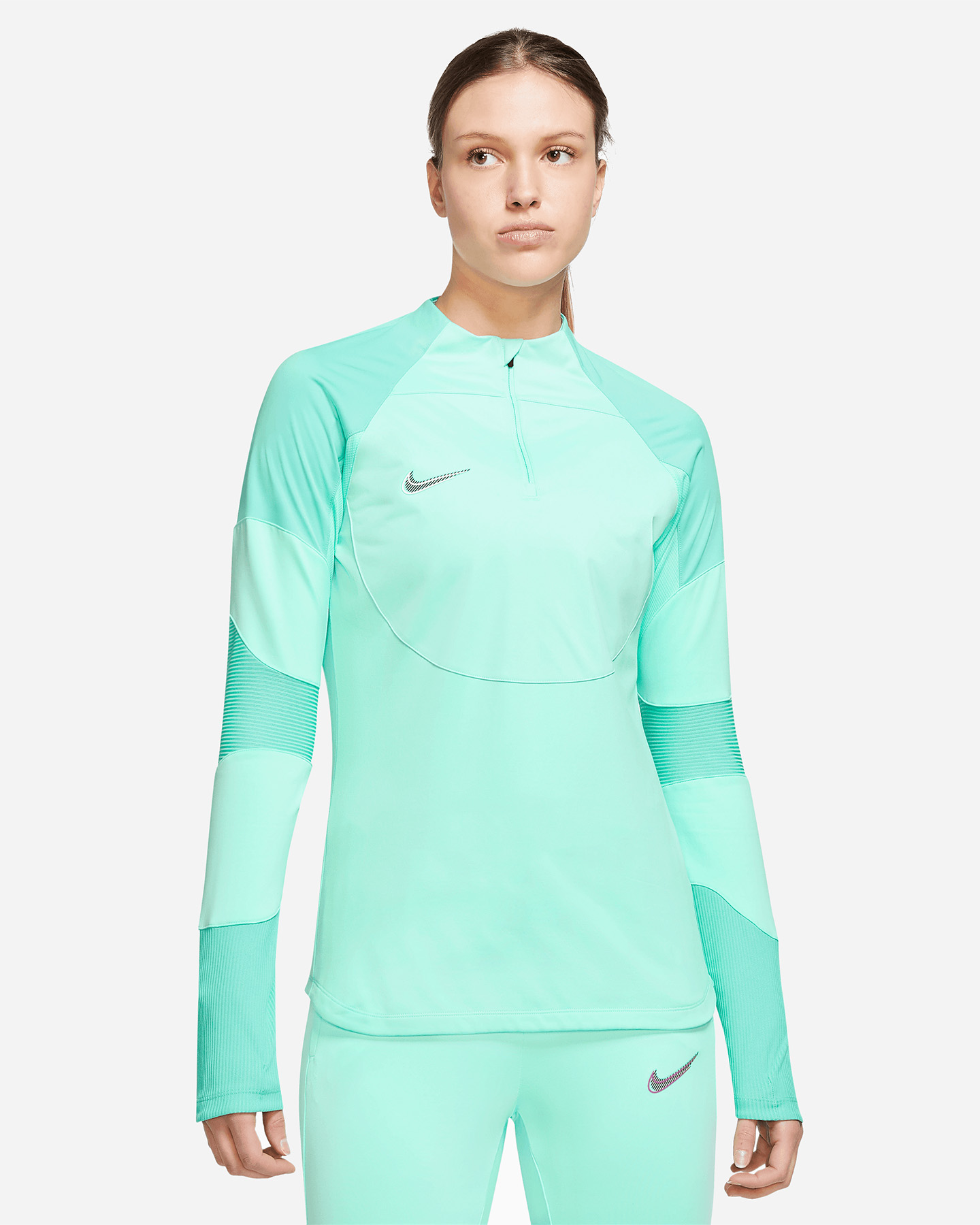 Maglia calcio NIKE THERMA STRIKE BR21 WW W - 0 | Cisalfa Sport