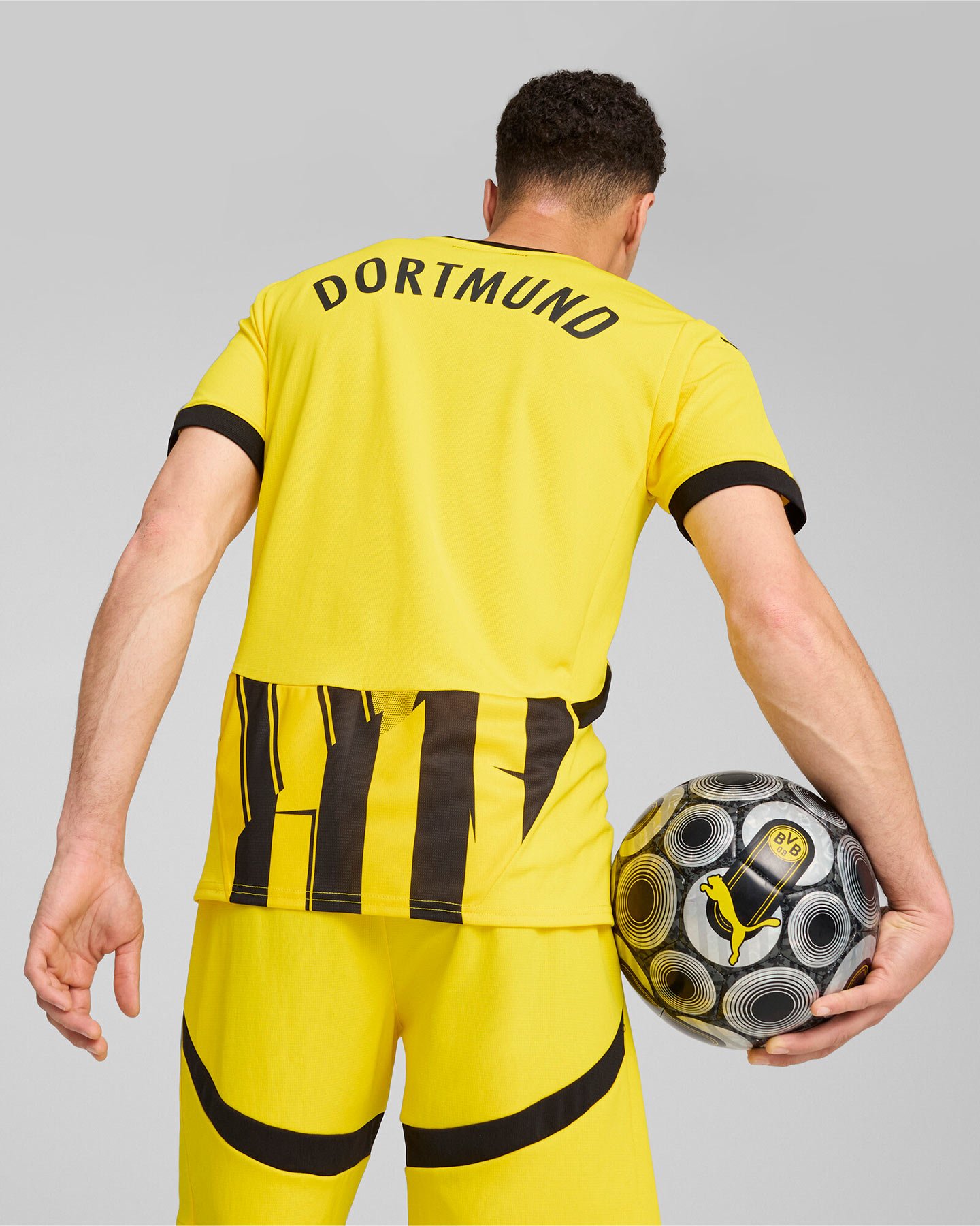 Maglia calcio ufficiale PUMA BORUSSIA DORTMUND CUP REPLICA 24-25 M - 3 | Cisalfa Sport