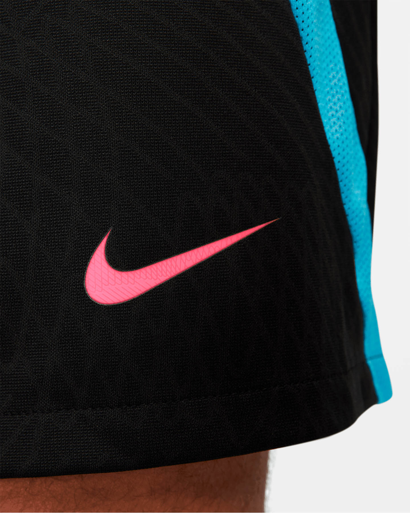 Pantaloncini calcio NIKE DRI FIT STRIKE  - 4 | Cisalfa Sport