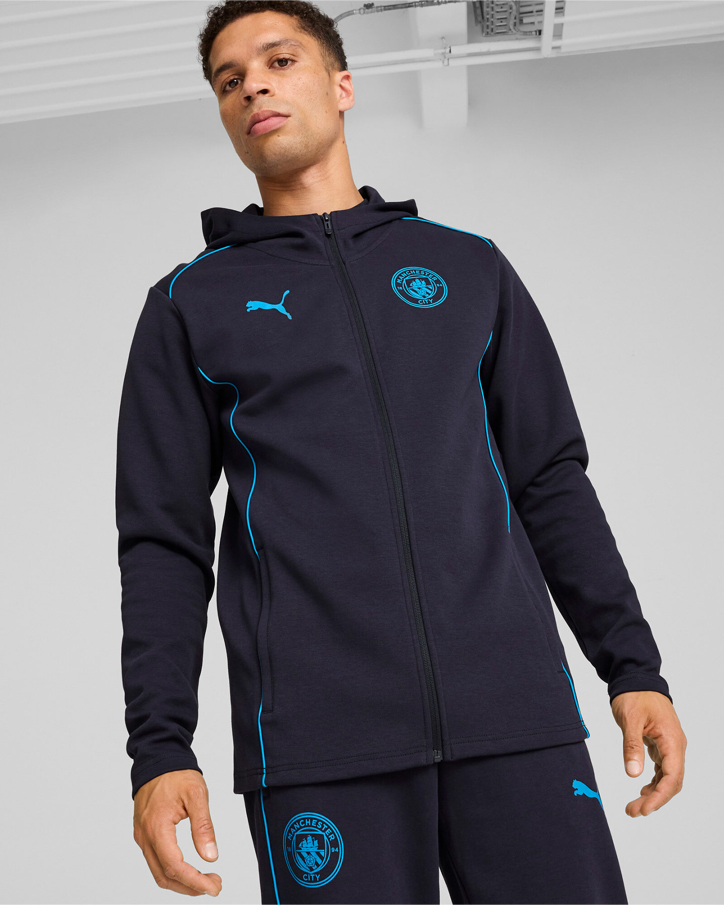 Abbigliamento calcio ufficiale PUMA MANCHESTER CITY CASUALS M - Blu Navy - 2 | Cisalfa Sport
