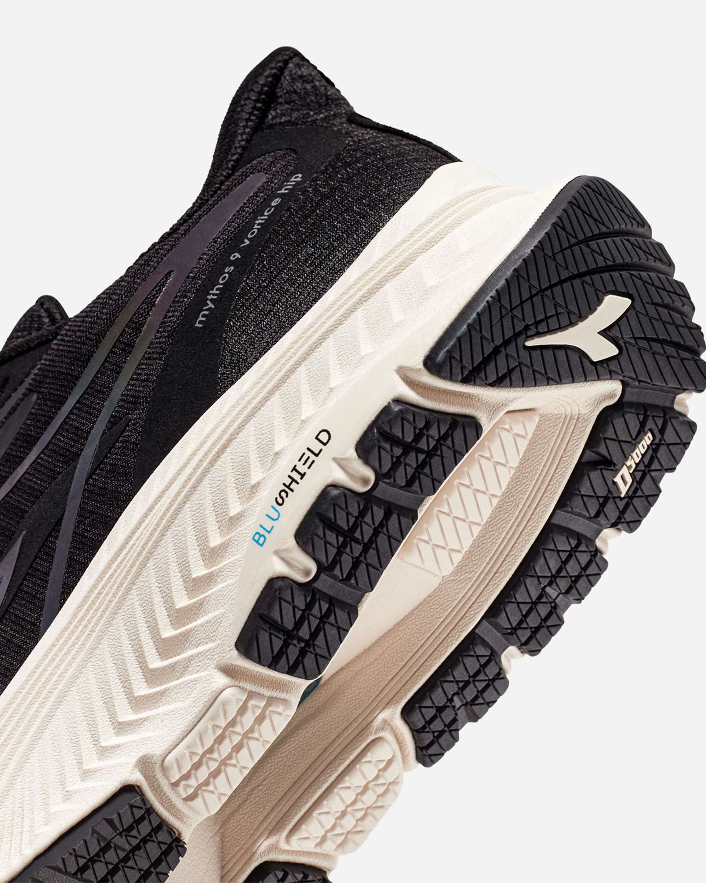 Scarpe running DIADORA MYTHOS BLUSHIELD 9 VORTICE M - Nero - 4 | Cisalfa Sport