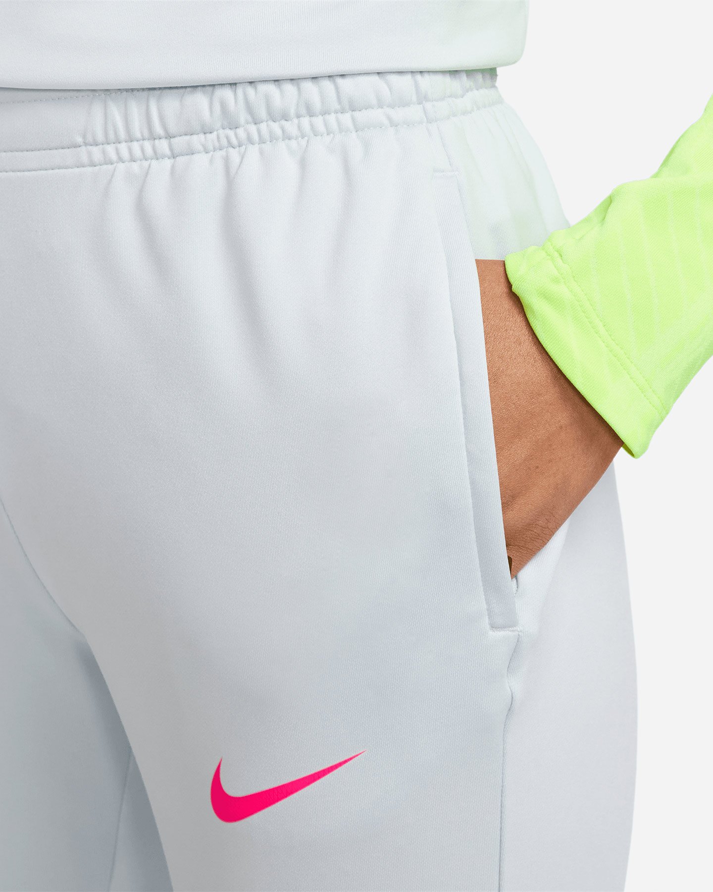 Pantaloncini calcio NIKE STRIKE W - 2 | Cisalfa Sport