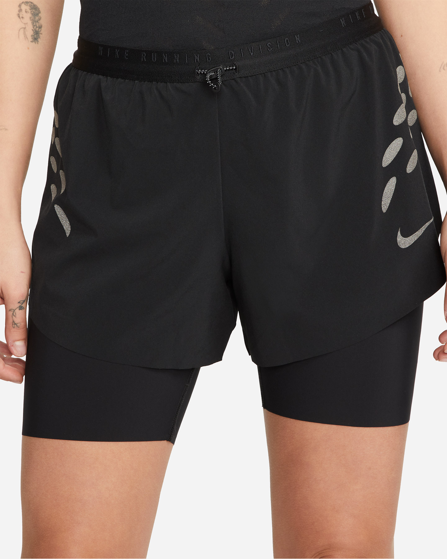 Short running NIKE DRI FIT RUN DIVISION 2IN1 W - 1 | Cisalfa Sport