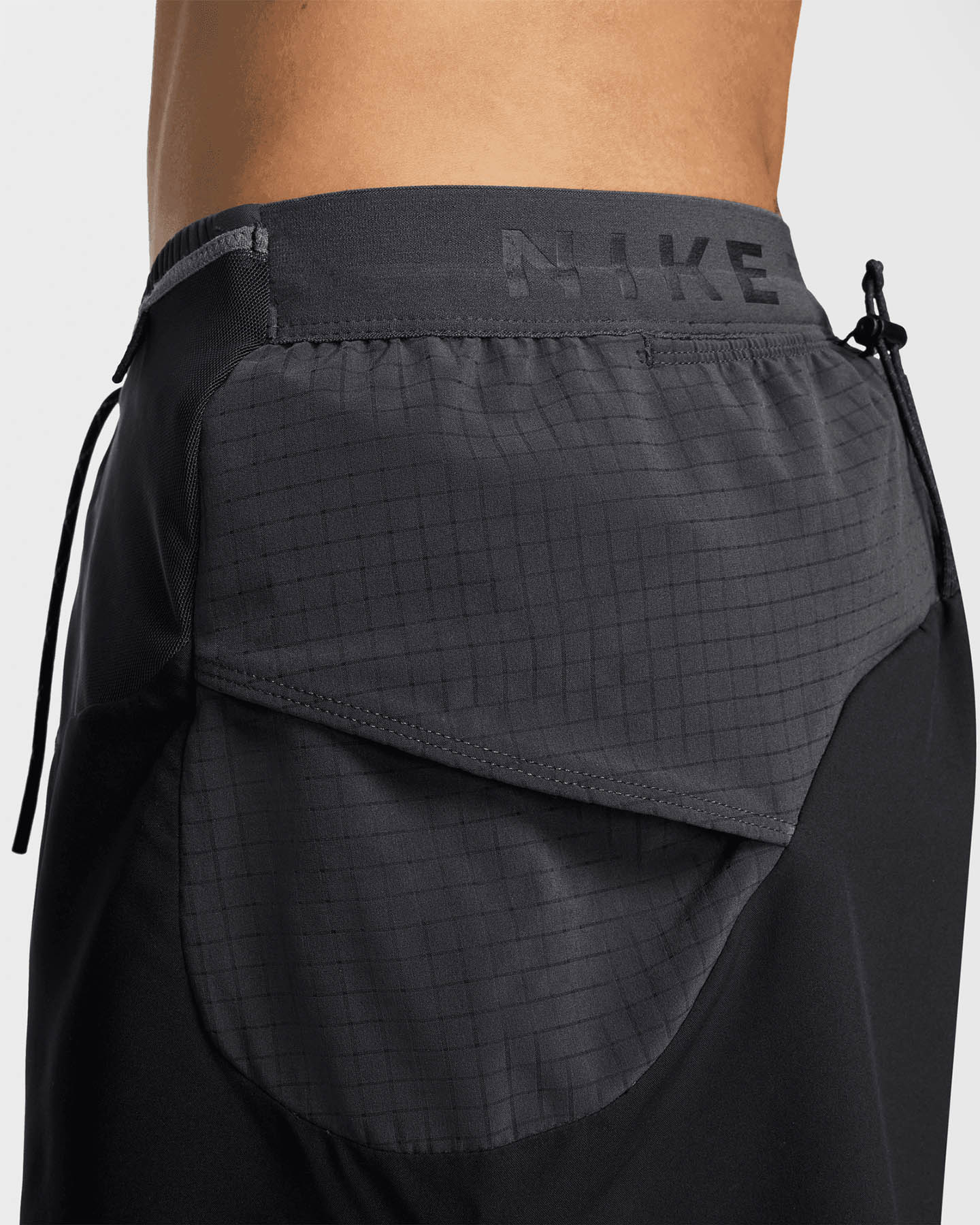 Short running NIKE DRI FIT SECOND M - Nero - 3 | Cisalfa Sport