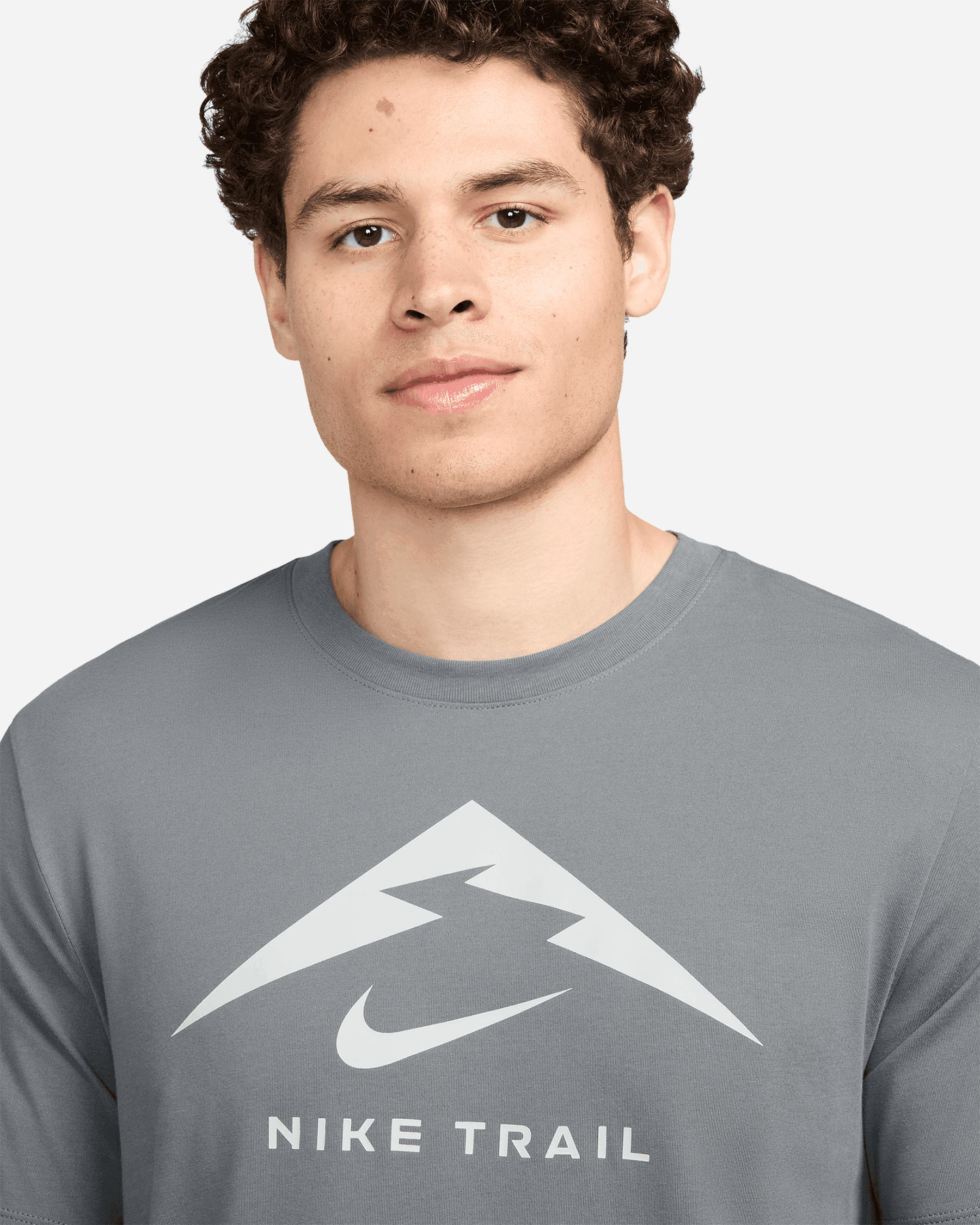 T-shirt running NIKE TRAIL LOGO M - 2 | Cisalfa Sport