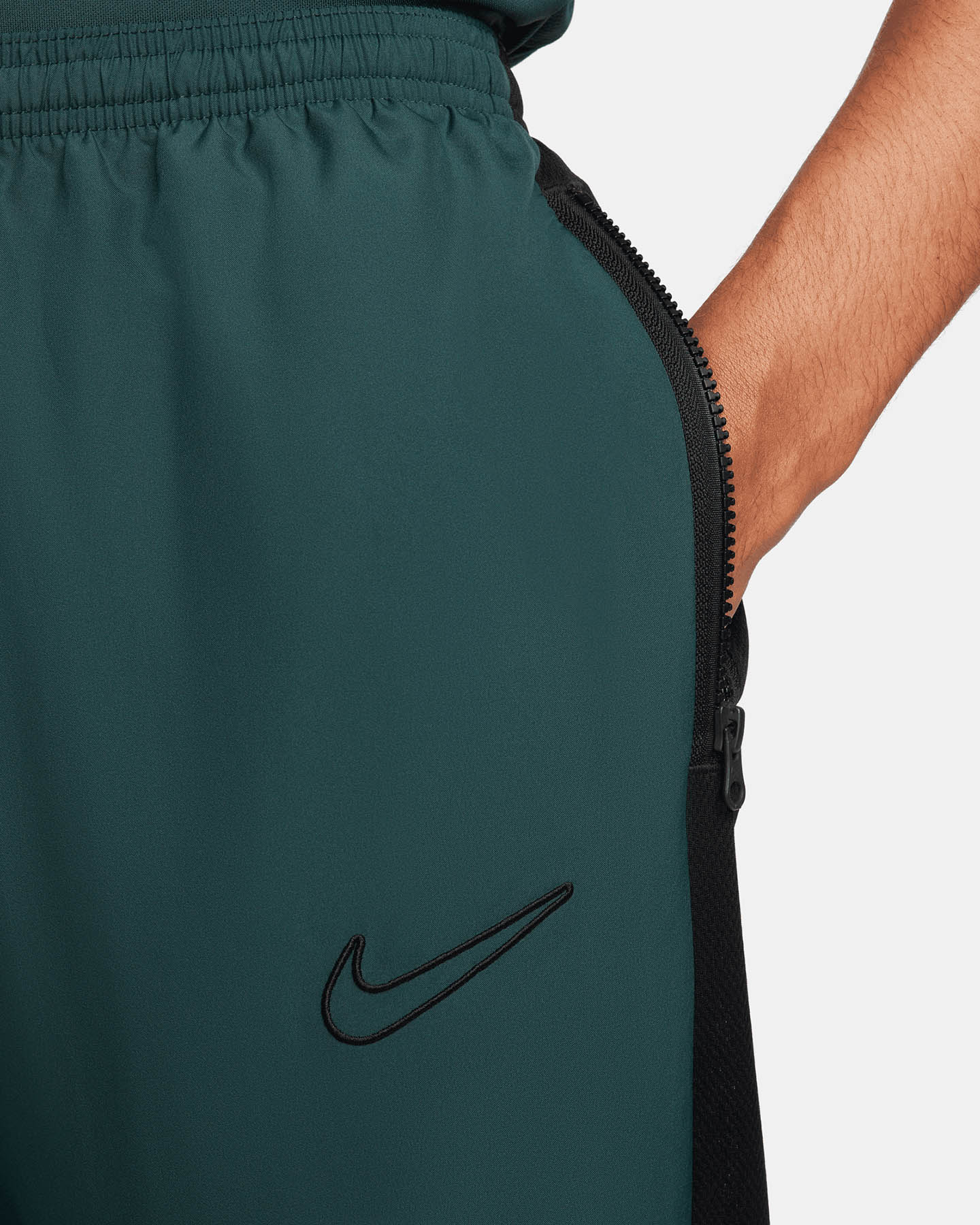 Pantaloncini calcio NIKE ACADEMY M - 3 | Cisalfa Sport