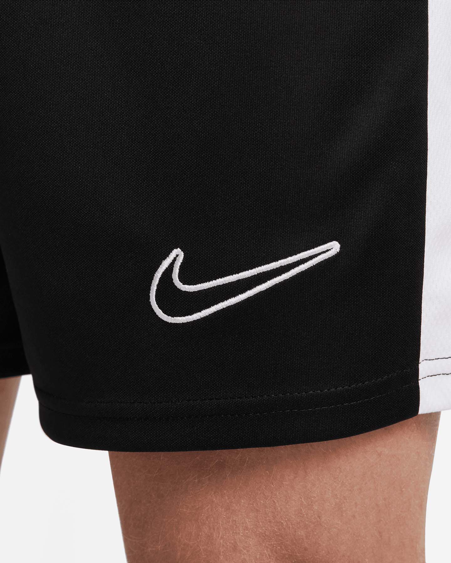 Pantaloncini calcio NIKE ACADEMY M - 2 | Cisalfa Sport