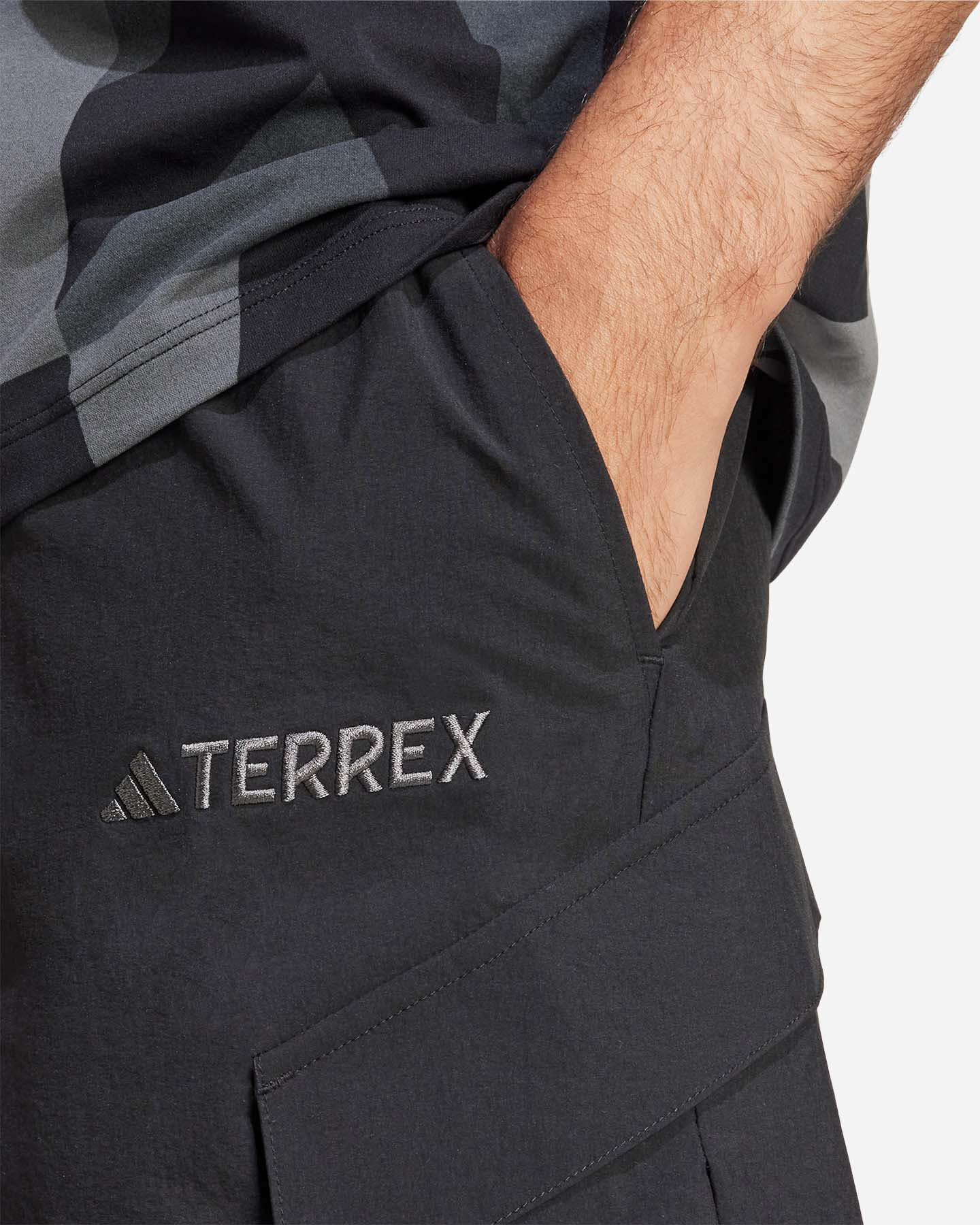 Pantaloncini ADIDAS CARGO M - Nero - 5 | Cisalfa Sport